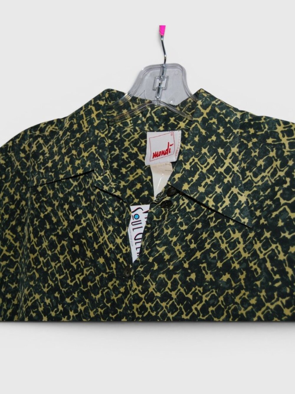Vintage Men's Mondi Green Silk Shirt Mother of Pearl Shine Buttons 43" Chest